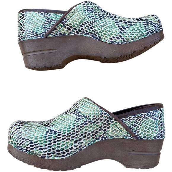 Sanita Clogs Womens Colorful Leather Snake Pattern Nurse SlipOns Size EU 35 US 4 - Picture 2 of 16